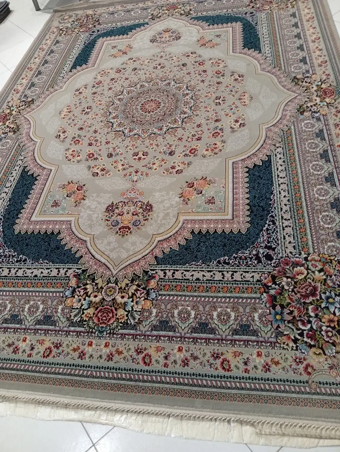 دوتخته ۹متری ۷۰۰شانه اصل تراکم ۲۵۵۰ده رنگ|فرش|هشتگرد, شهرک ولیعصر (مصلی)|دیوار