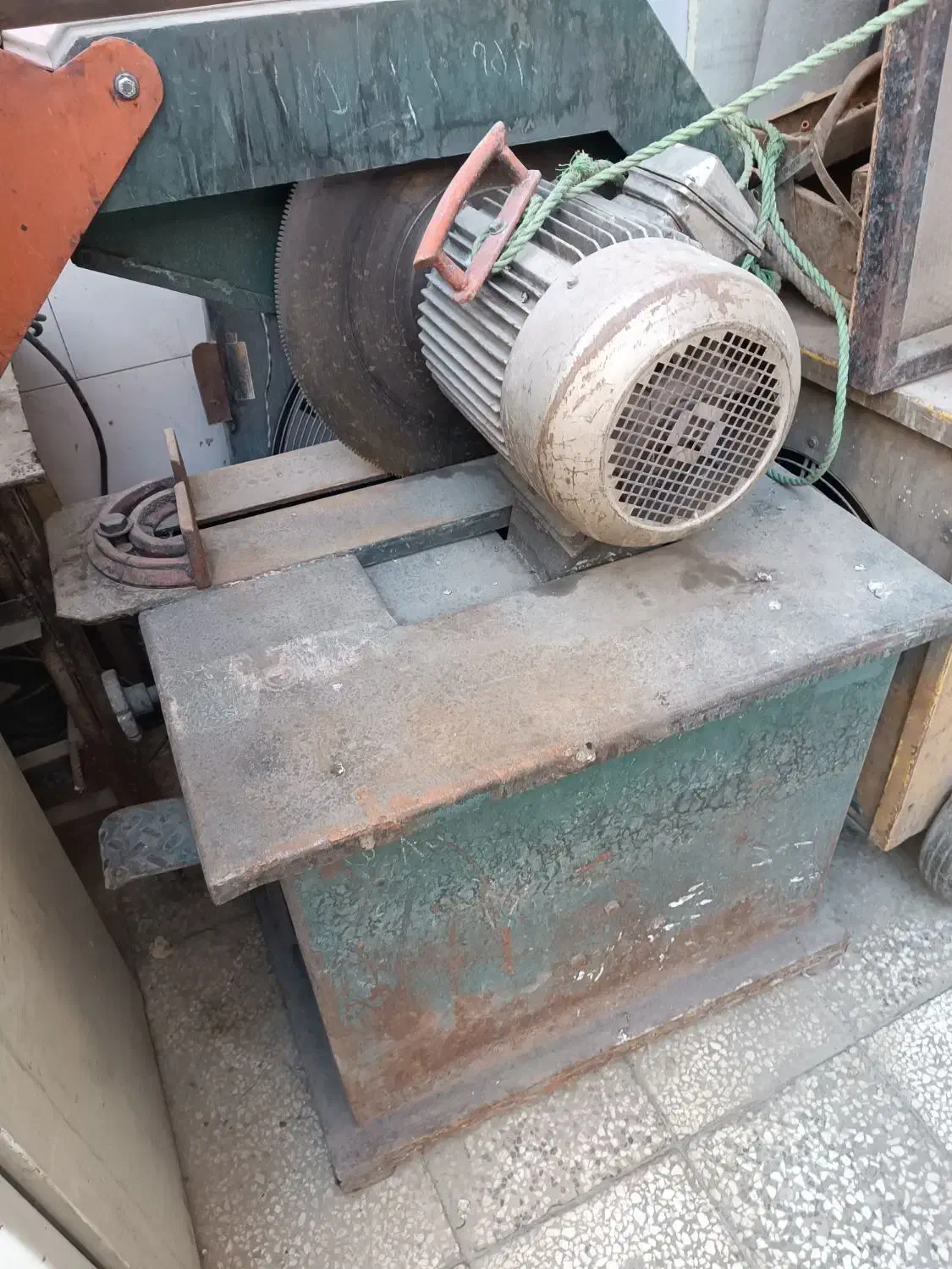 اره آتیشی،هواکش،زیگزال تیرچه،تیفورترازو|ماشین‌آلات صنعتی|مشهد, کشف|دیوار