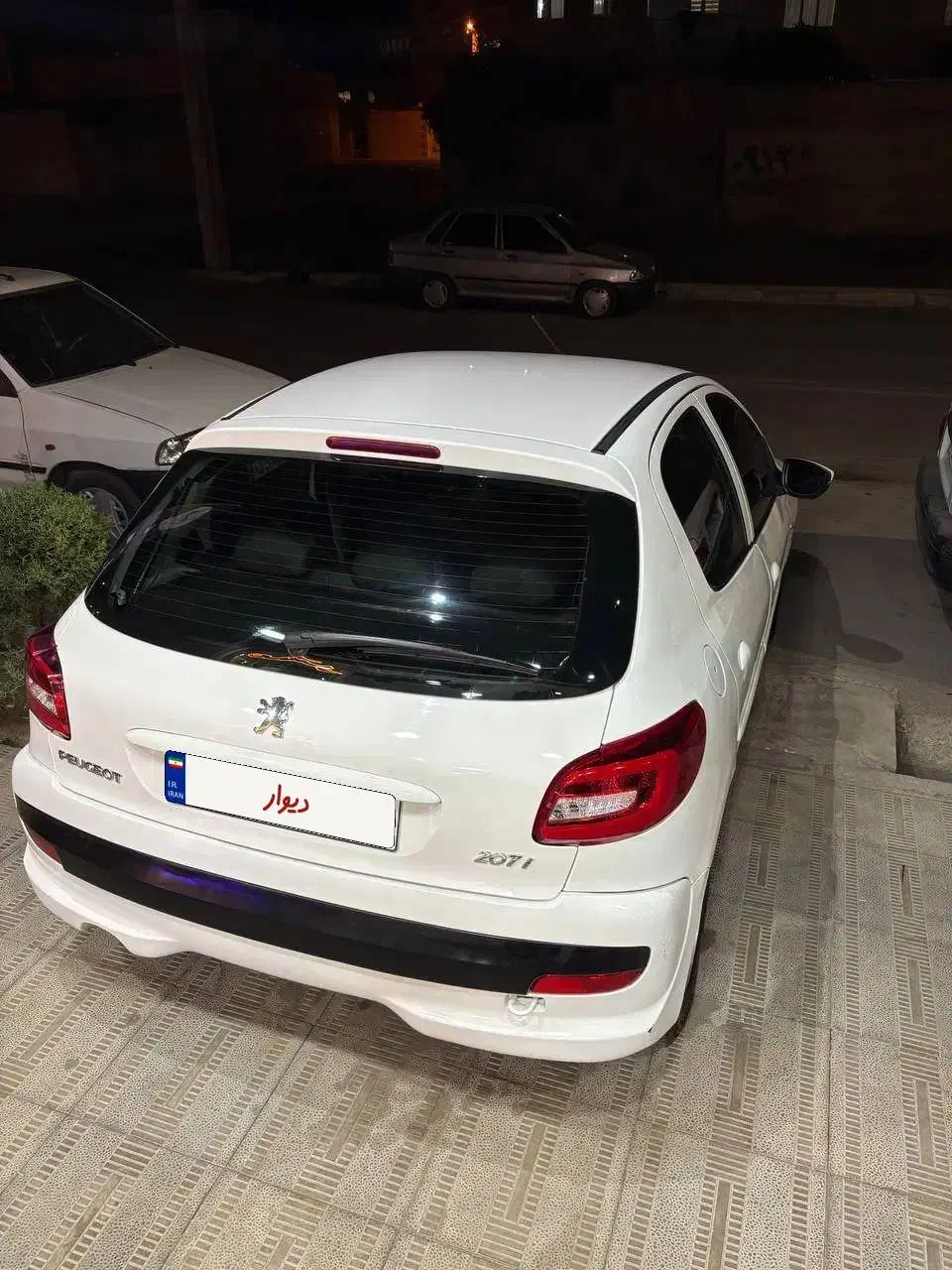 207 مدل 90|خودرو سواری و وانت|هشتگرد, شهرک ولیعصر (مصلی)|دیوار