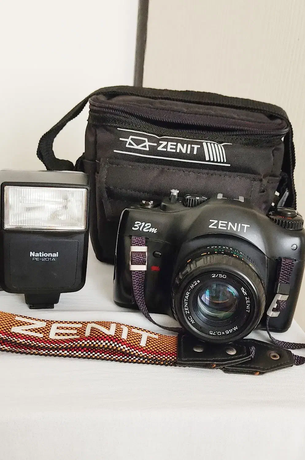 دوربین عکاسی حرفه ای زنیت مدل ۳۱۲ در حد نو|دوربین عکاسی و فیلم‌برداری|کرج, کوی کارمندان جنوبی|دیوار