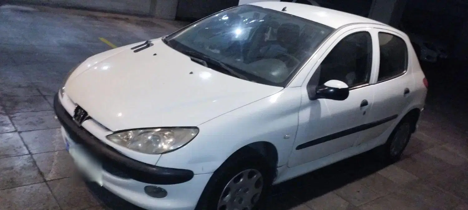 ۲۰۶مدل۸۸ موتور فرانسوی با ۲۰۰ کارکرد تک برگ|خودرو سواری و وانت|تهران, خانیآباد|دیوار