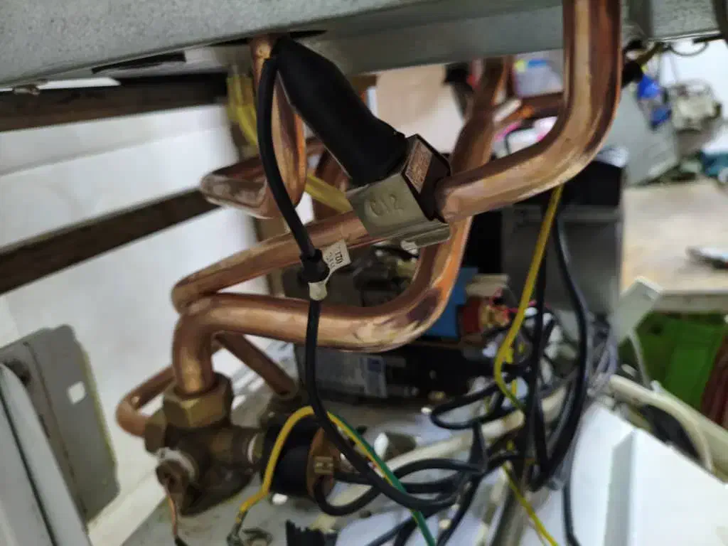 پکیچ ۲۴ هزار|آبگرمکن، پکیج، شوفاژ|هشتگرد, شهرک گلها|دیوار