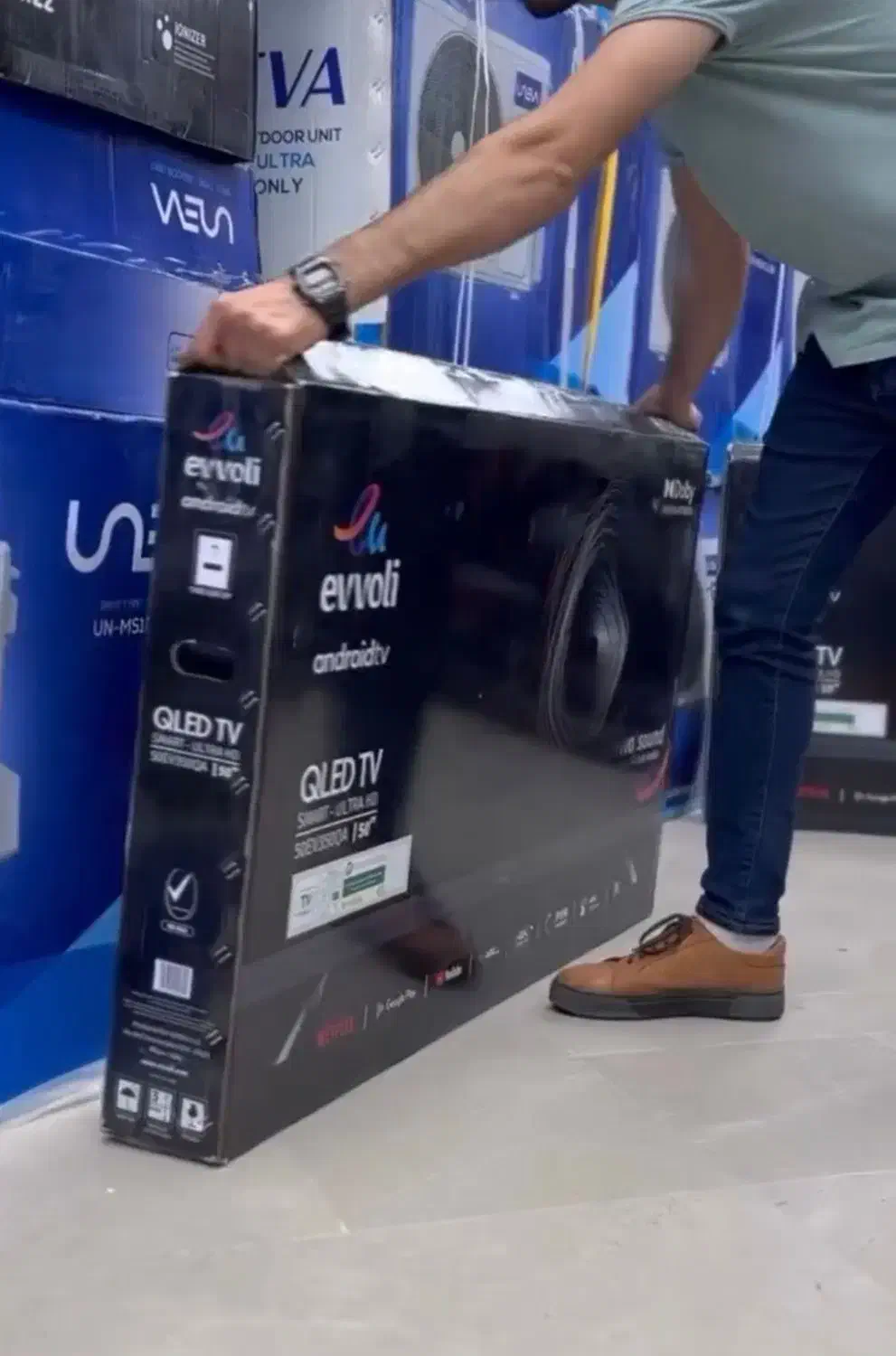 تلویزیون  ایوولی مدل350 سایز 50اینچ|تلویزیون و پروژکتور|میناب, |دیوار