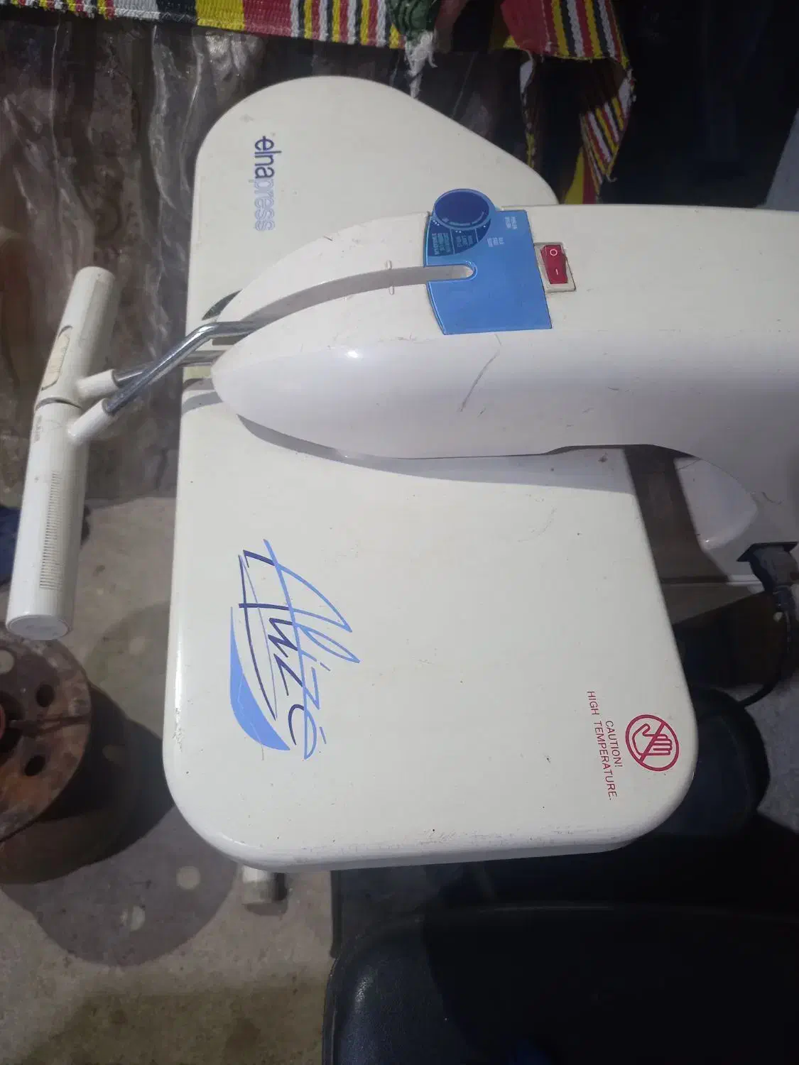 اتو پرس با پایه|اتو و لوازم اتو|رشت, حومه رشت|دیوار