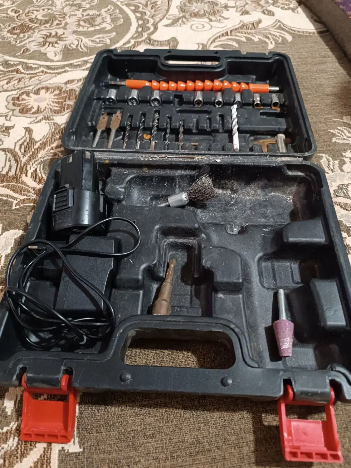 راهنمای|فعالیت داوطلبانه|شاهینشهر, دهخدا|دیوار