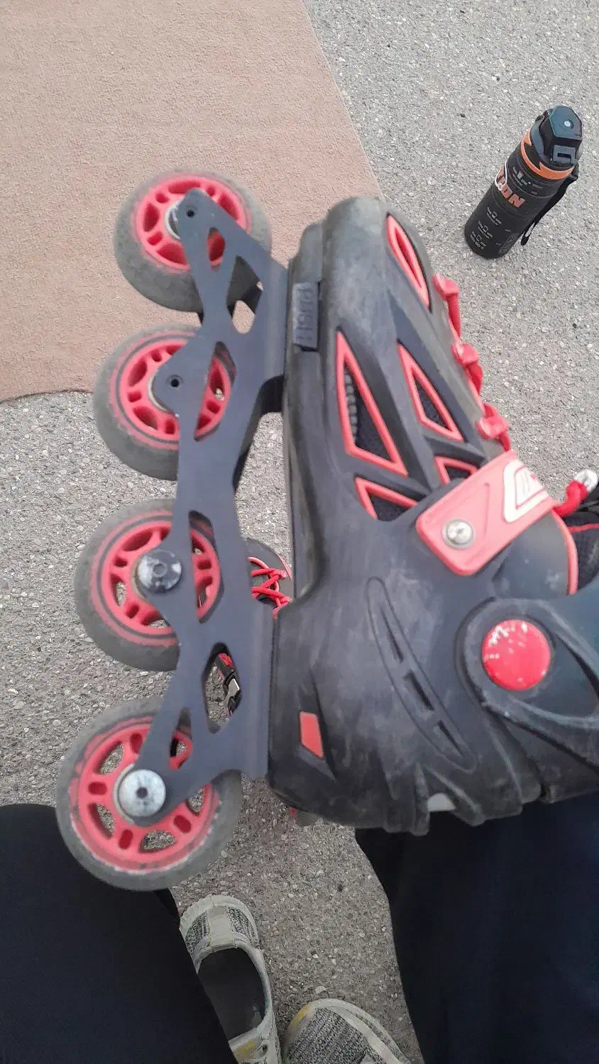 اسکیت رولکن سایز ۳۷ تا ۴۰ متغیر|دوچرخه، اسکیت، اسکوتر|زنجان, |دیوار