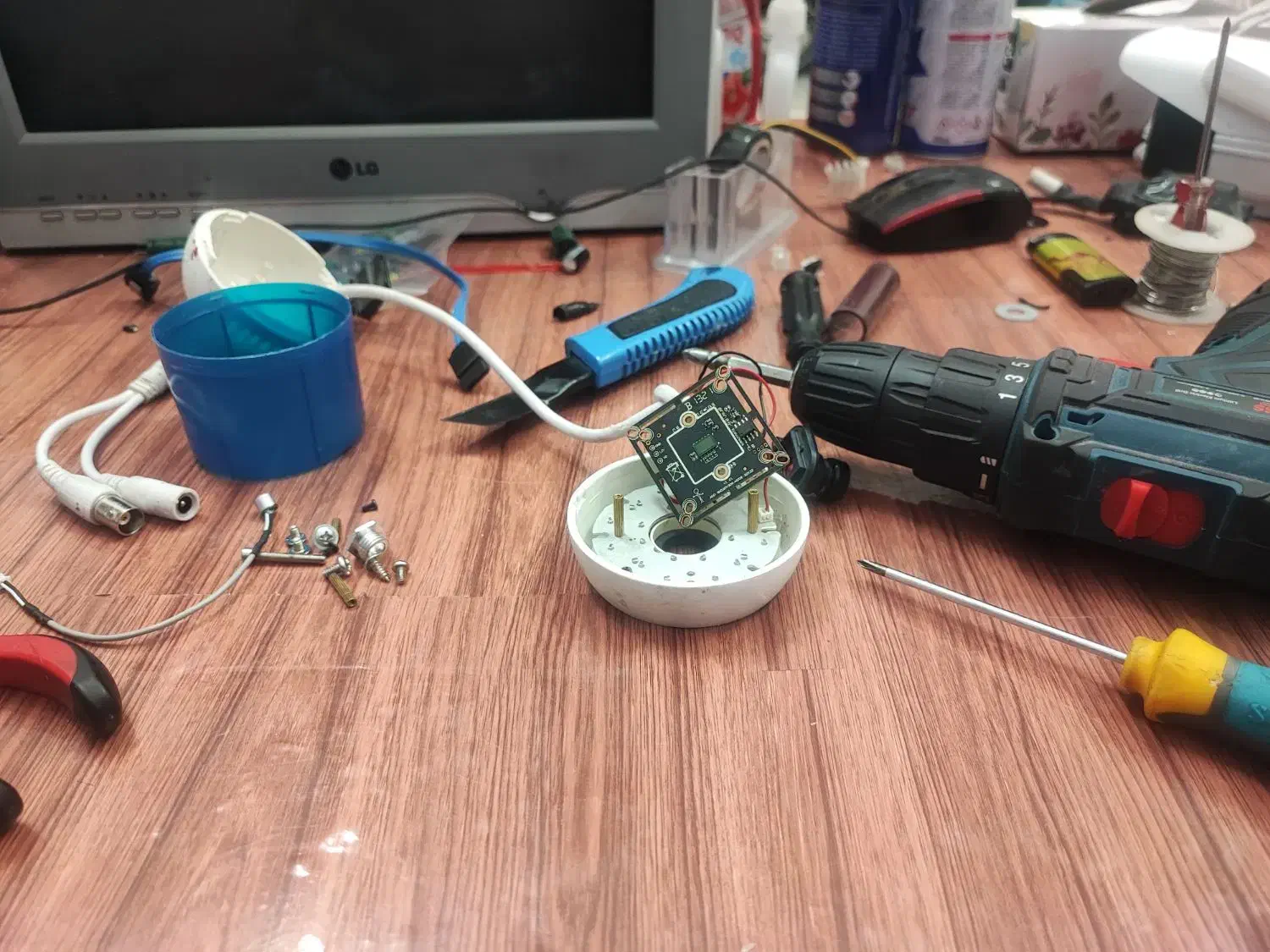 تعمیر و تعویض دوربین های مداربسته|خدمات پیشه و مهارت|جهرم, |دیوار