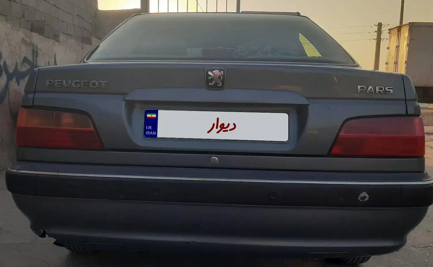 پژو پارس مدل ۹۰ نوک مدادی بی رنگ بدونه آفتاب سوختگ|خودرو سواری و وانت|شهریار, اصیل آباد|دیوار