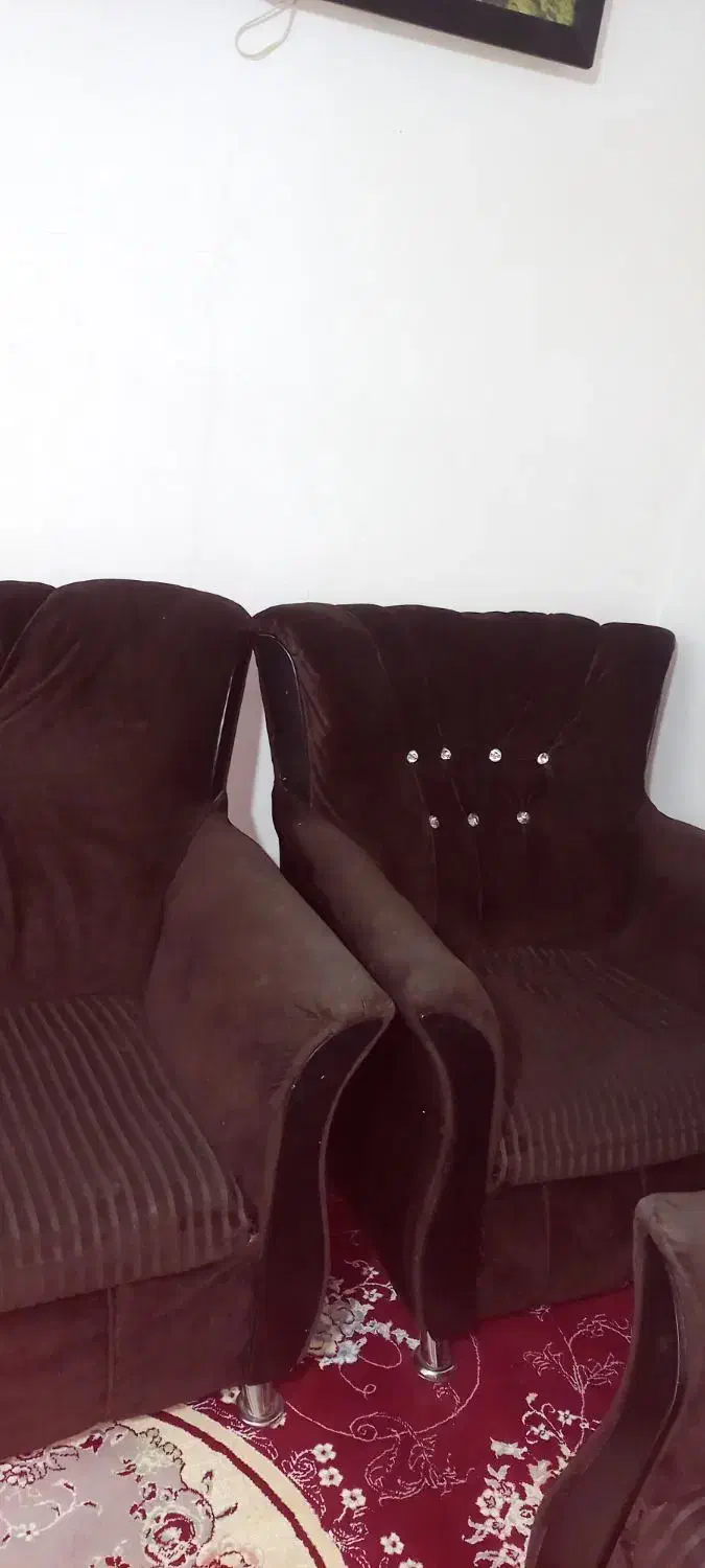 مبل ۷نفره ّ قهوه ای|مبلمان خانگی و میز عسلی|محمدشهر, کوی بهار|دیوار