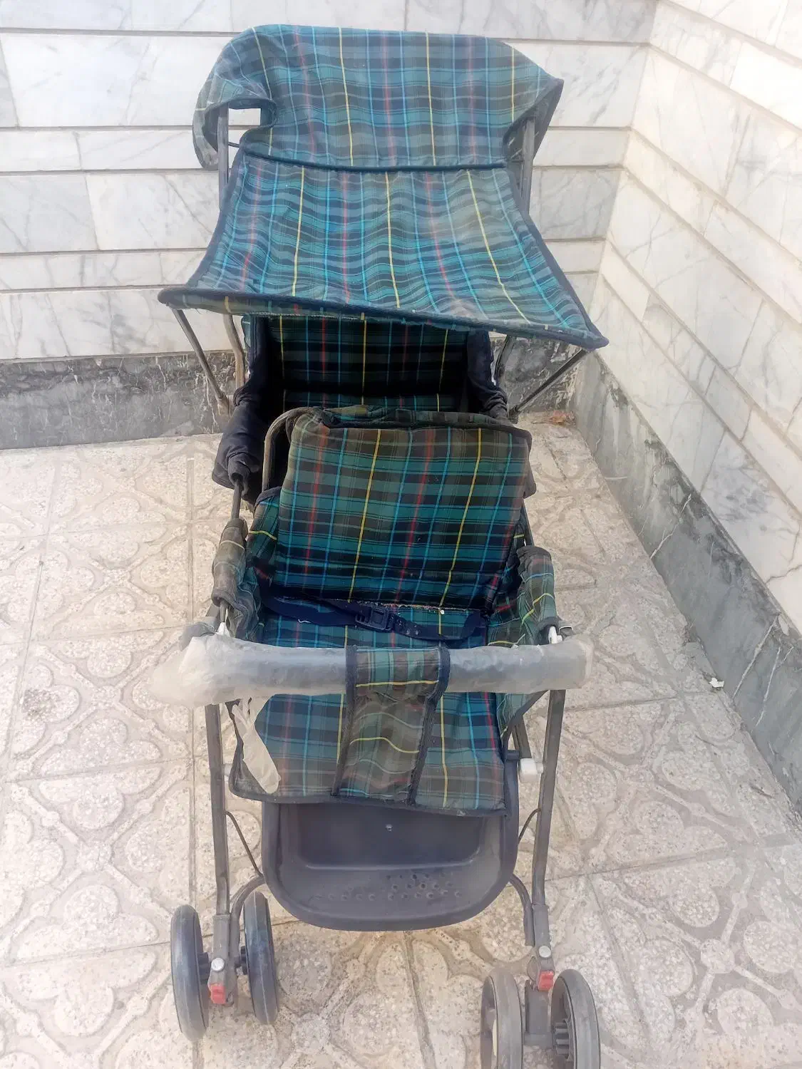 کالسکه دوقلو|کالسکه و لوازم جانبی|شیراز, شهرک والفجر|دیوار