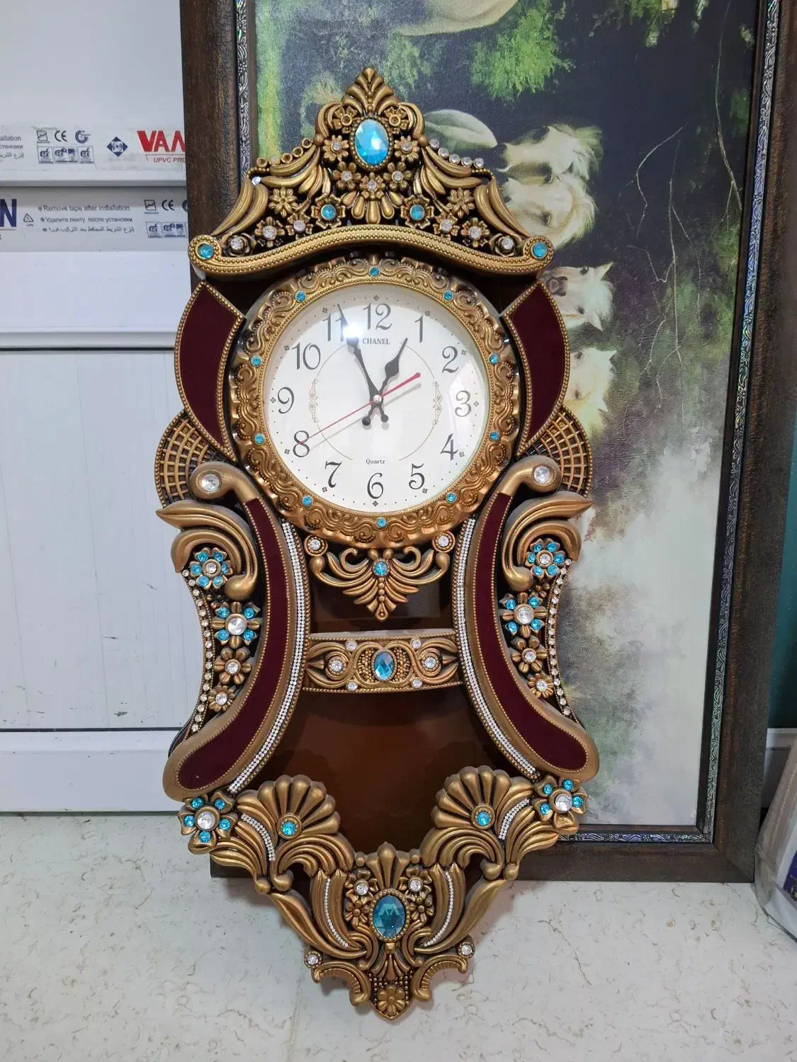 فروش‌ یک‌ ساعت‌ خانگی‌ و‌ یک‌ مایکروفر|ساعت دیواری و تزئینی|بوکان, |دیوار