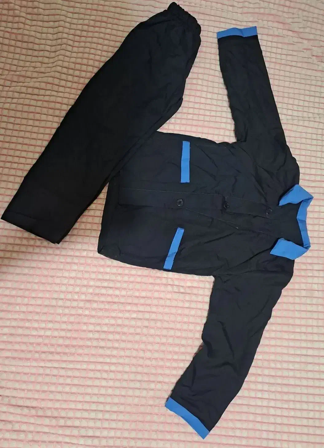 لباس مدرسه پسرانه|کفش و لباس بچه|رشت, انصاری|دیوار