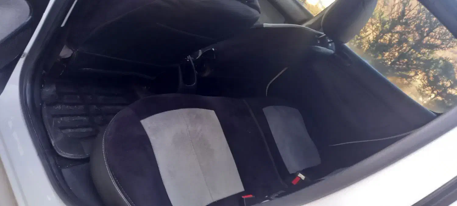 پژو۲۰۷ پانا ۴۰۲برج ۶|خودرو سواری و وانت|رشت, شهرک قدس|دیوار