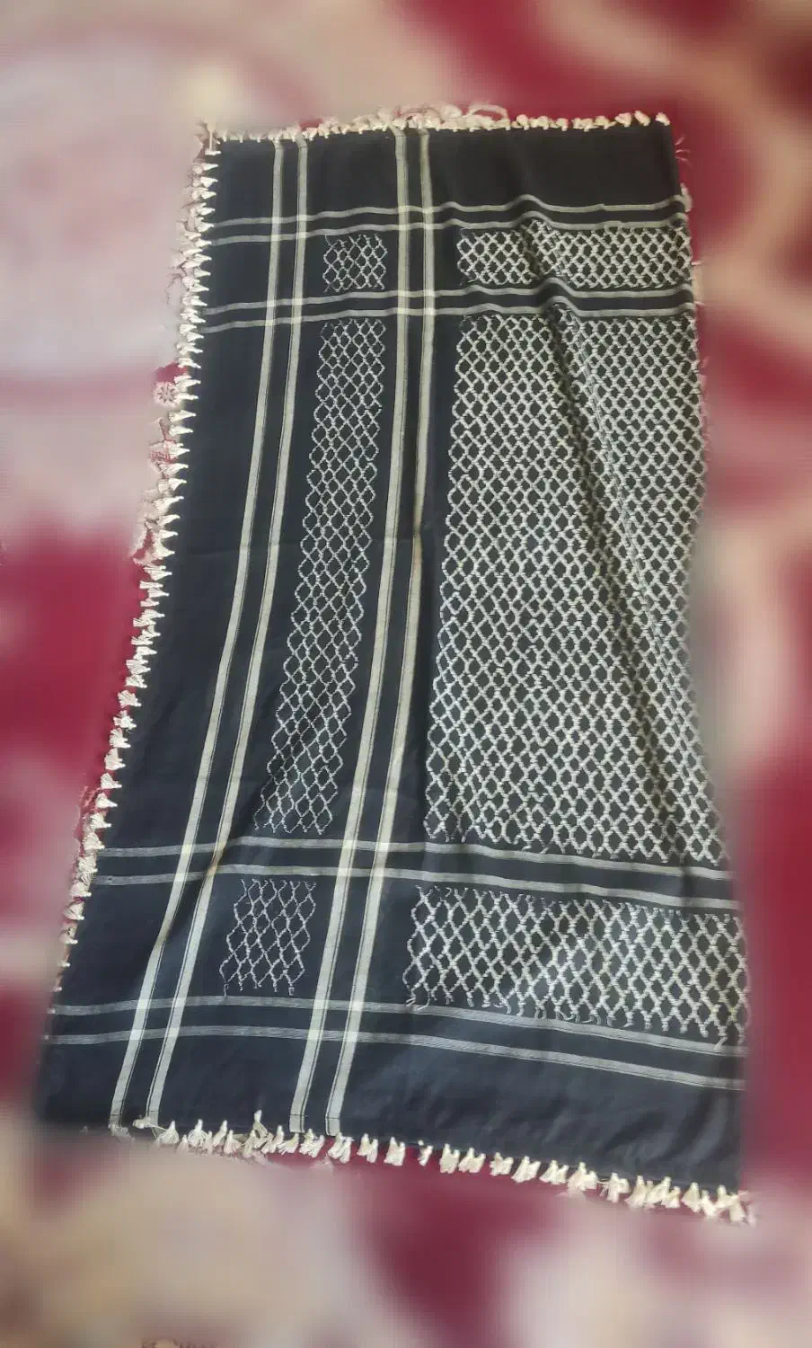 چفیه|لباس|اسلامآباد غرب, |دیوار