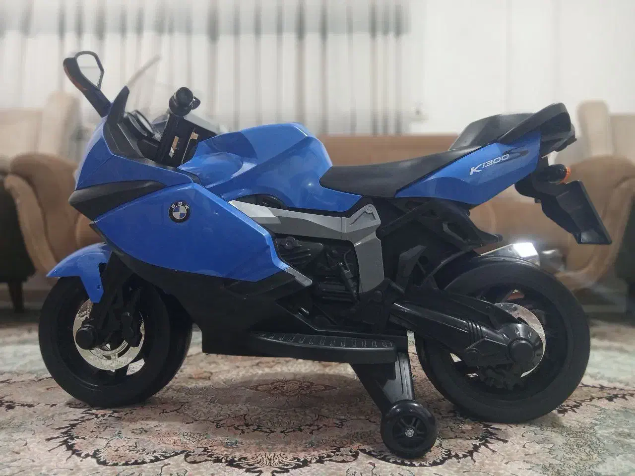 موتور شارژی|اسباب‌‌بازی|رشت, منظریه|دیوار