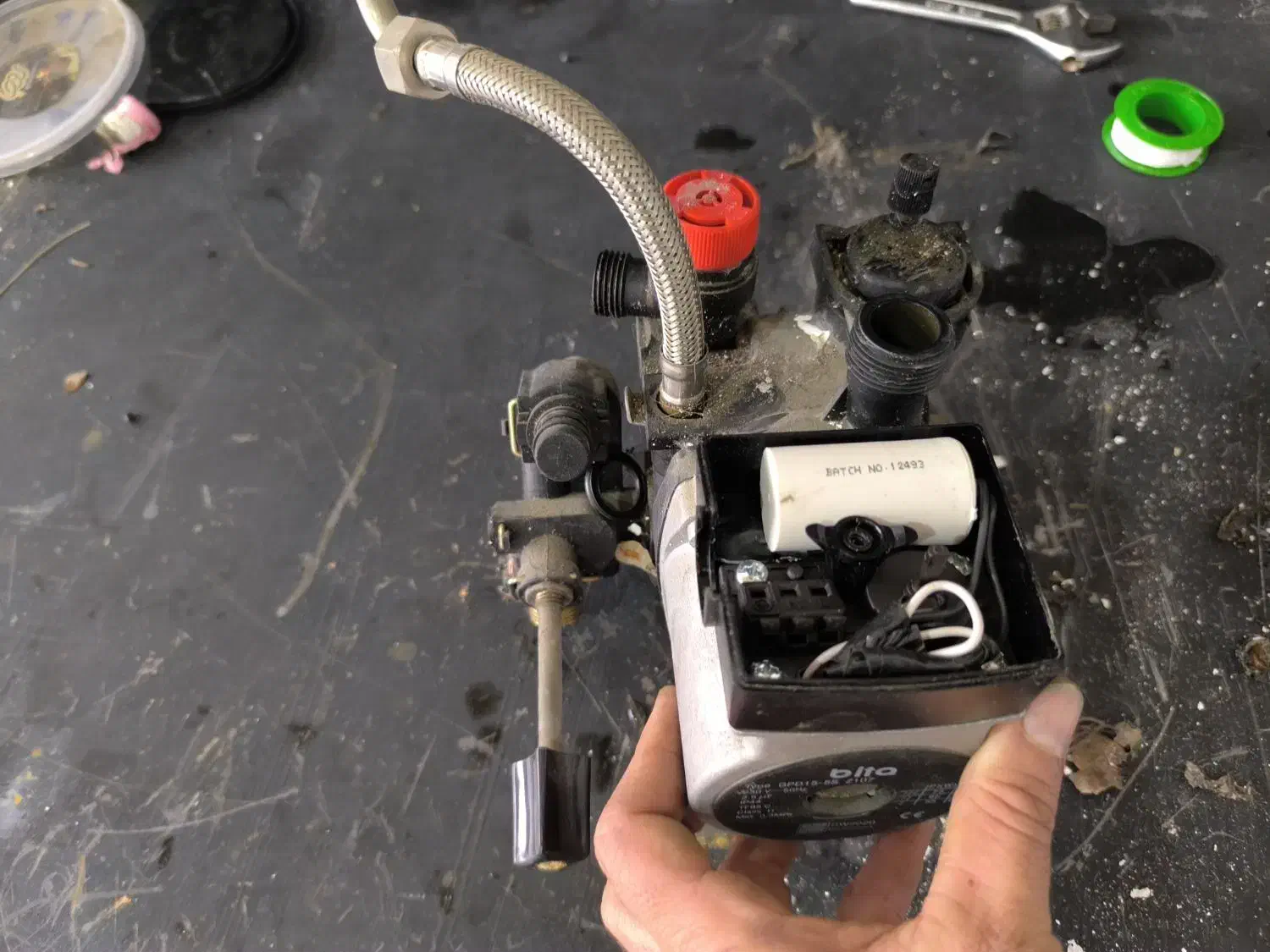 تعمیرات تخصصی پکیج و آبگرمکن دیواری|خدمات پیشه و مهارت|نور, |دیوار