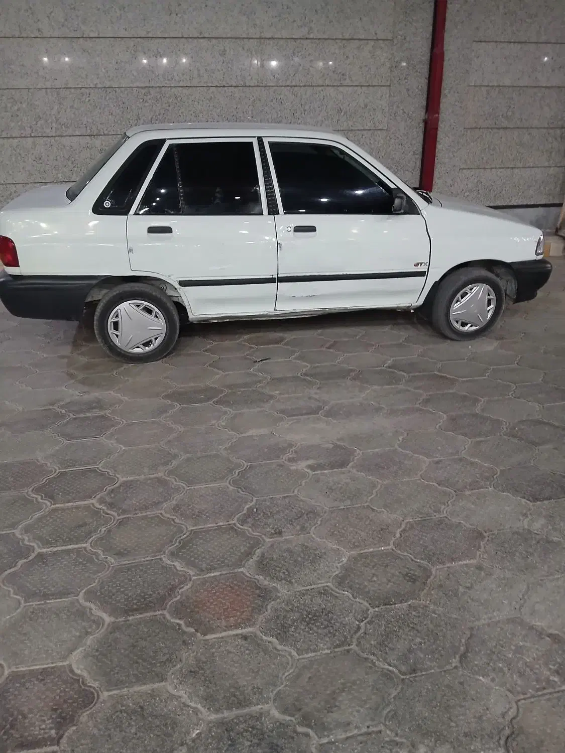 پراید ۸۲ کم کار و عروسک|خودرو سواری و وانت|خمینیشهر, |دیوار