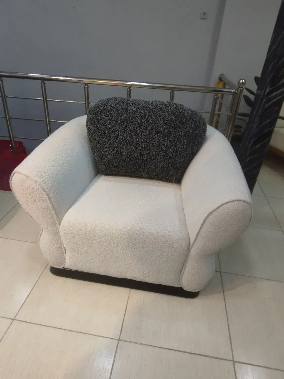 راحتی اسپرت|مبلمان خانگی و میز عسلی|اهواز, کمپلو جنوبی|دیوار