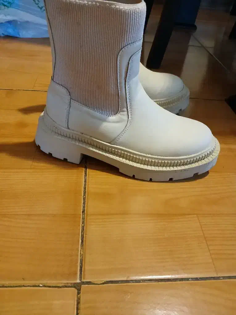 بوت کرم سایز ۳۹ تا ۴۰|کیف، کفش، کمربند|تنکابن, |دیوار