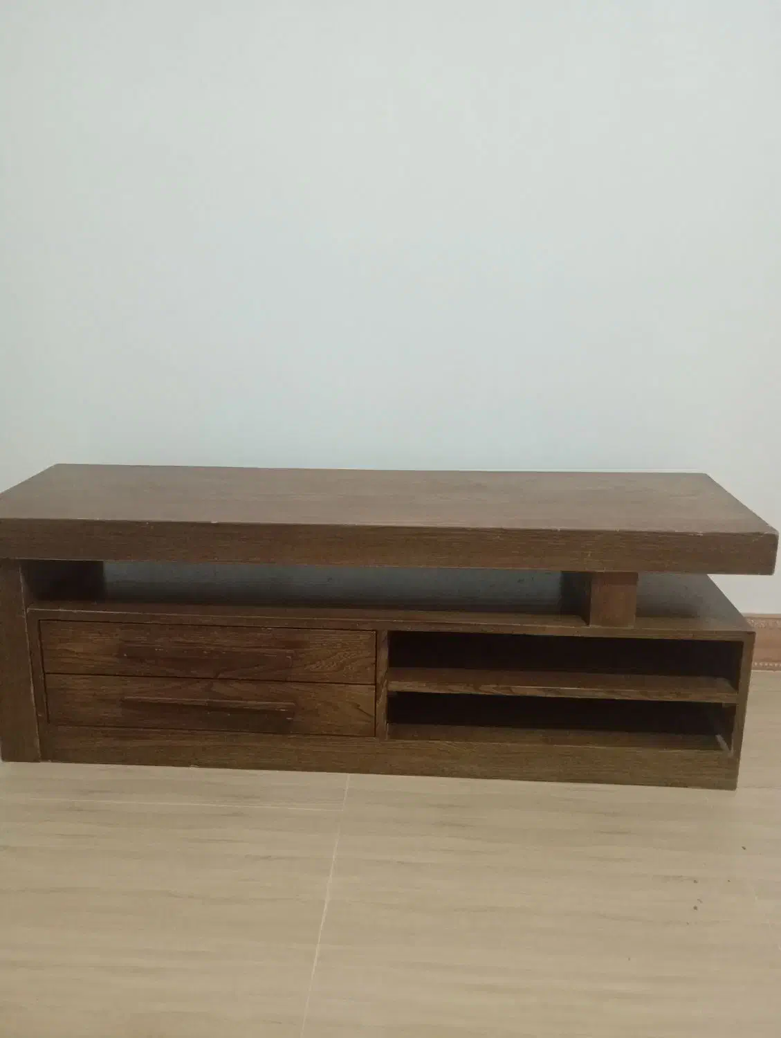 زیر تلوزیون|میز تلویزیون|قیدار, |دیوار