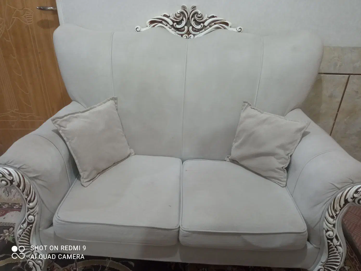 مبل و عسلی|مبلمان خانگی و میز عسلی|بابا حیدر, |دیوار