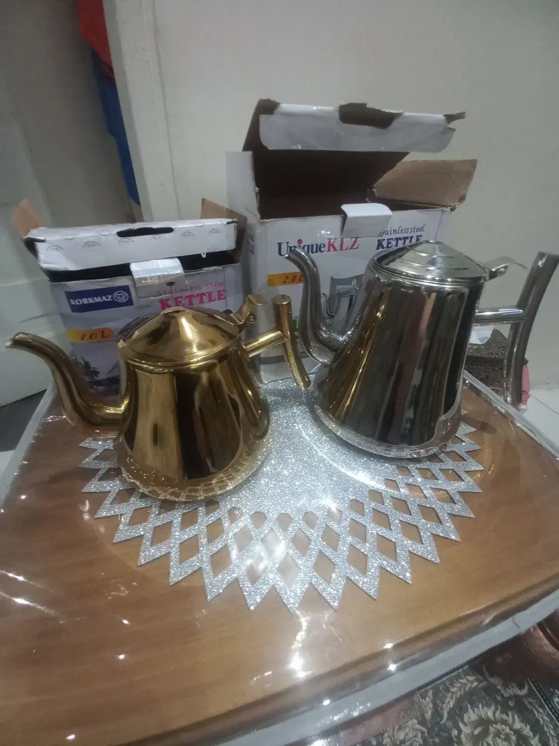 چندتاکتری روحی۱۲۰تومن قوری طلایی استیل عربی|قوری، کتری، قهوهساز دستی|تهران, جوادیه|دیوار