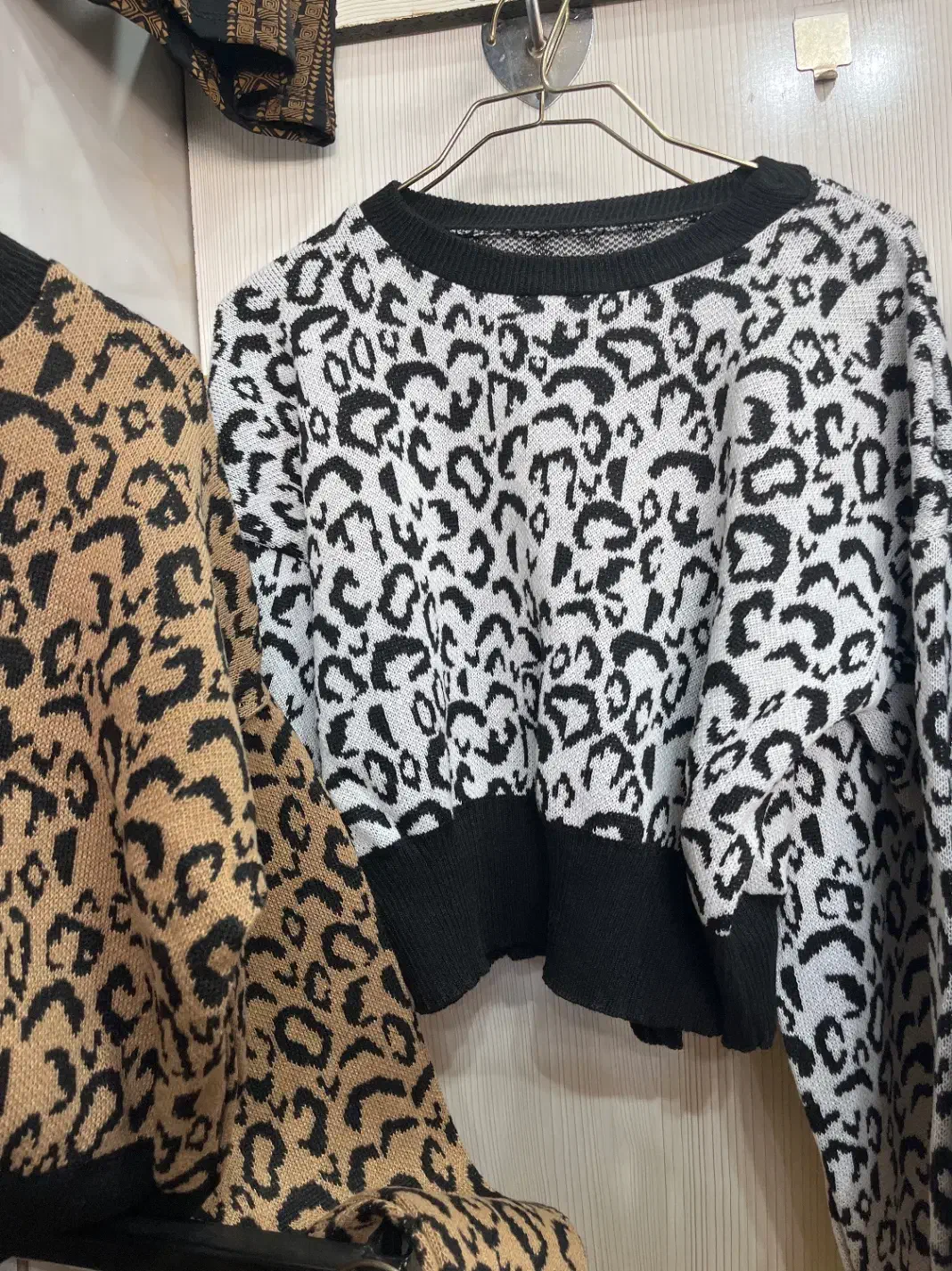 بافت پلنگی|لباس|زنجان, |دیوار