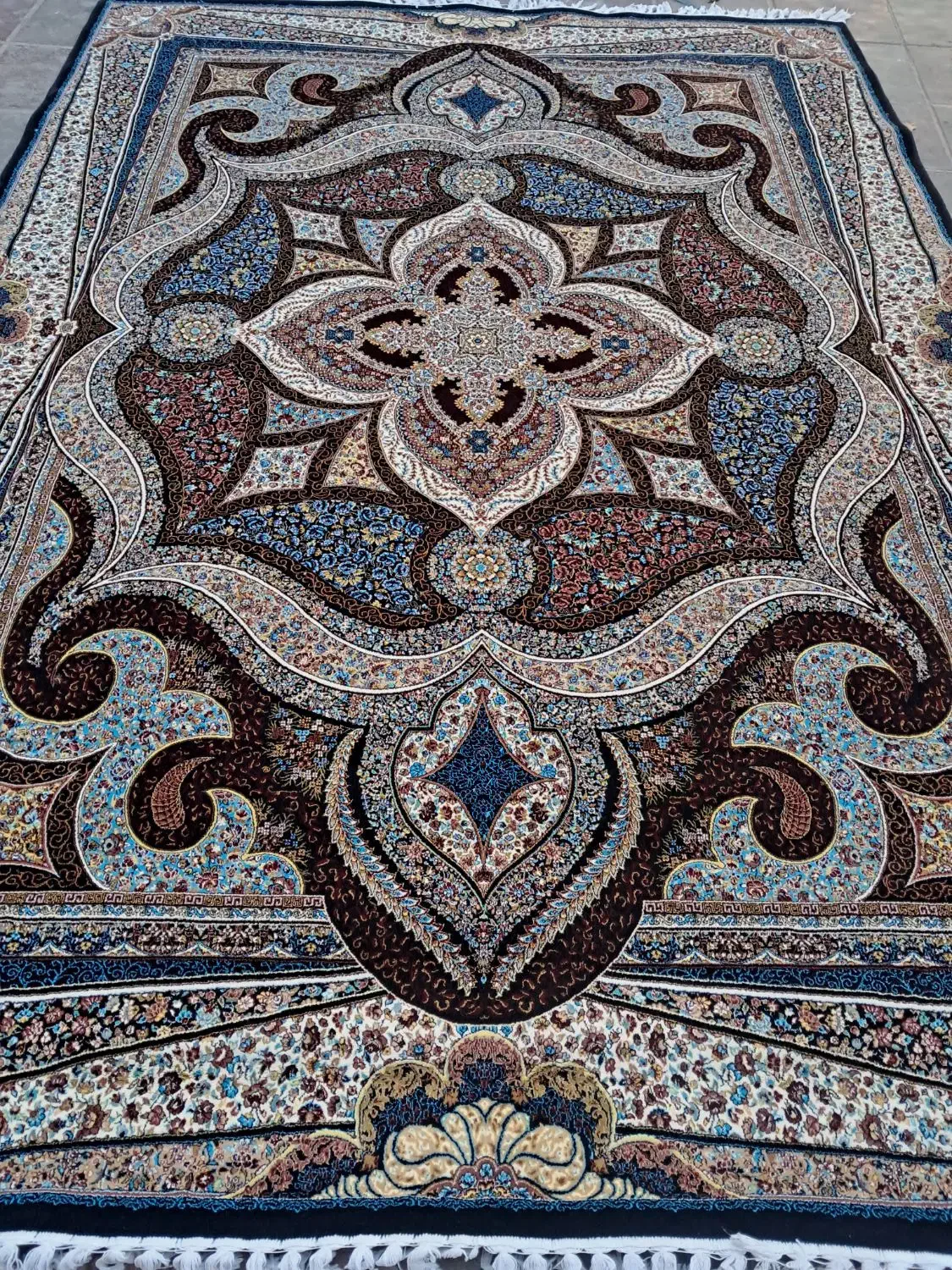 ۲ تخته فرش ۹ متری ۷۰۰شانه|فرش|ورامین, خیر آباد|دیوار