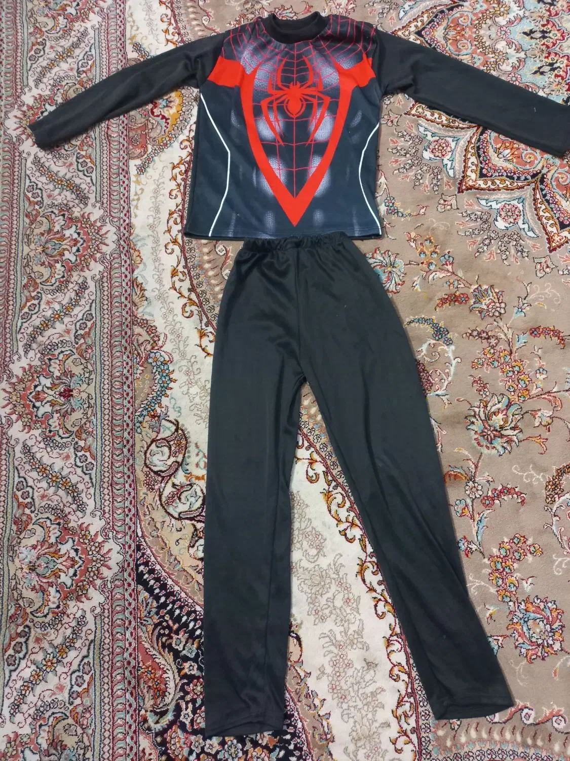 لباس مردعنکبوتی|کفش و لباس بچه|فشاپویه, |دیوار