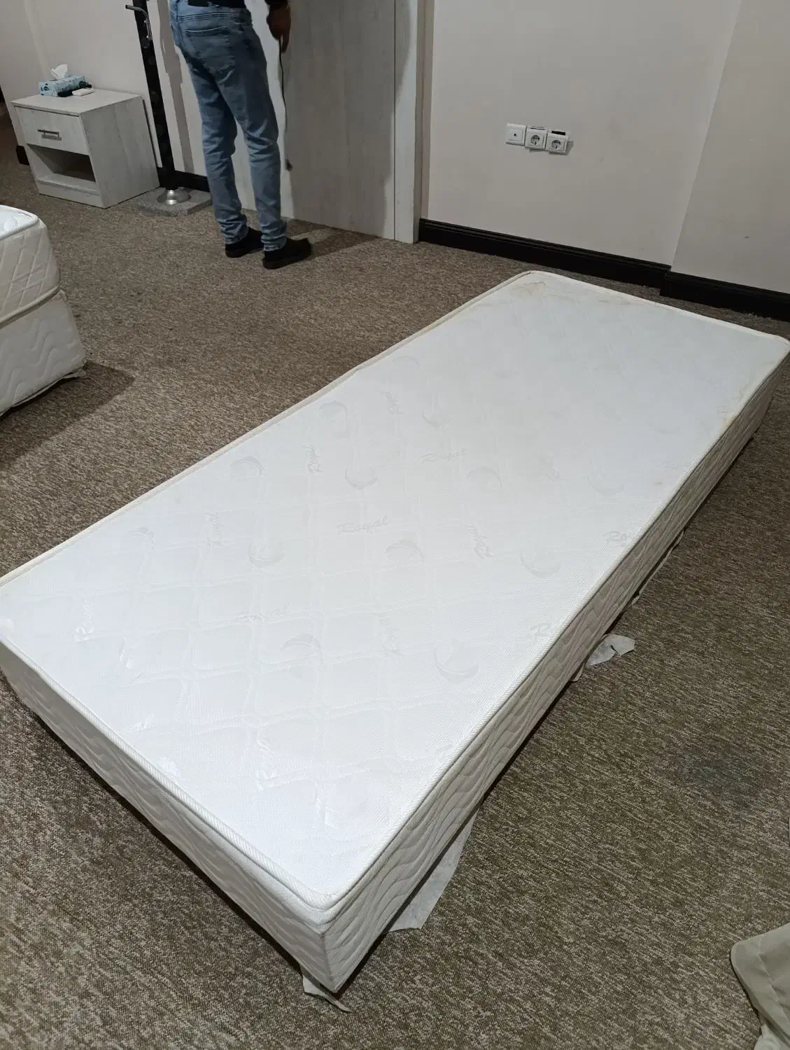 خوشخواب یک نفره|تشک تختخواب|مشهد, کوشش|دیوار