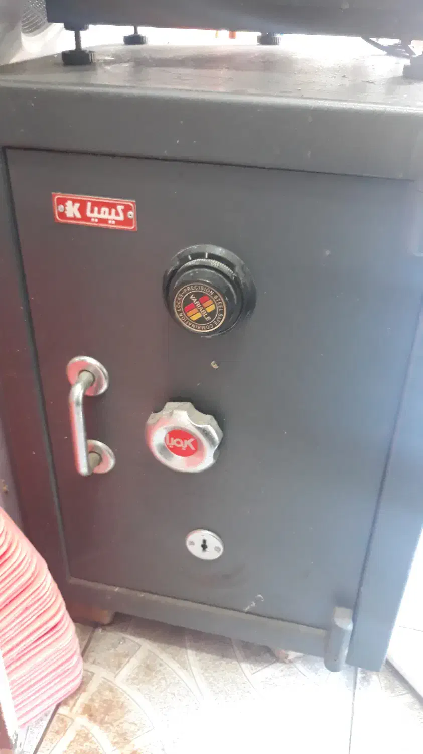 گاو صندوق کیمیا|فروشگاه و مغازه|شیراز, کوشک میدان|دیوار