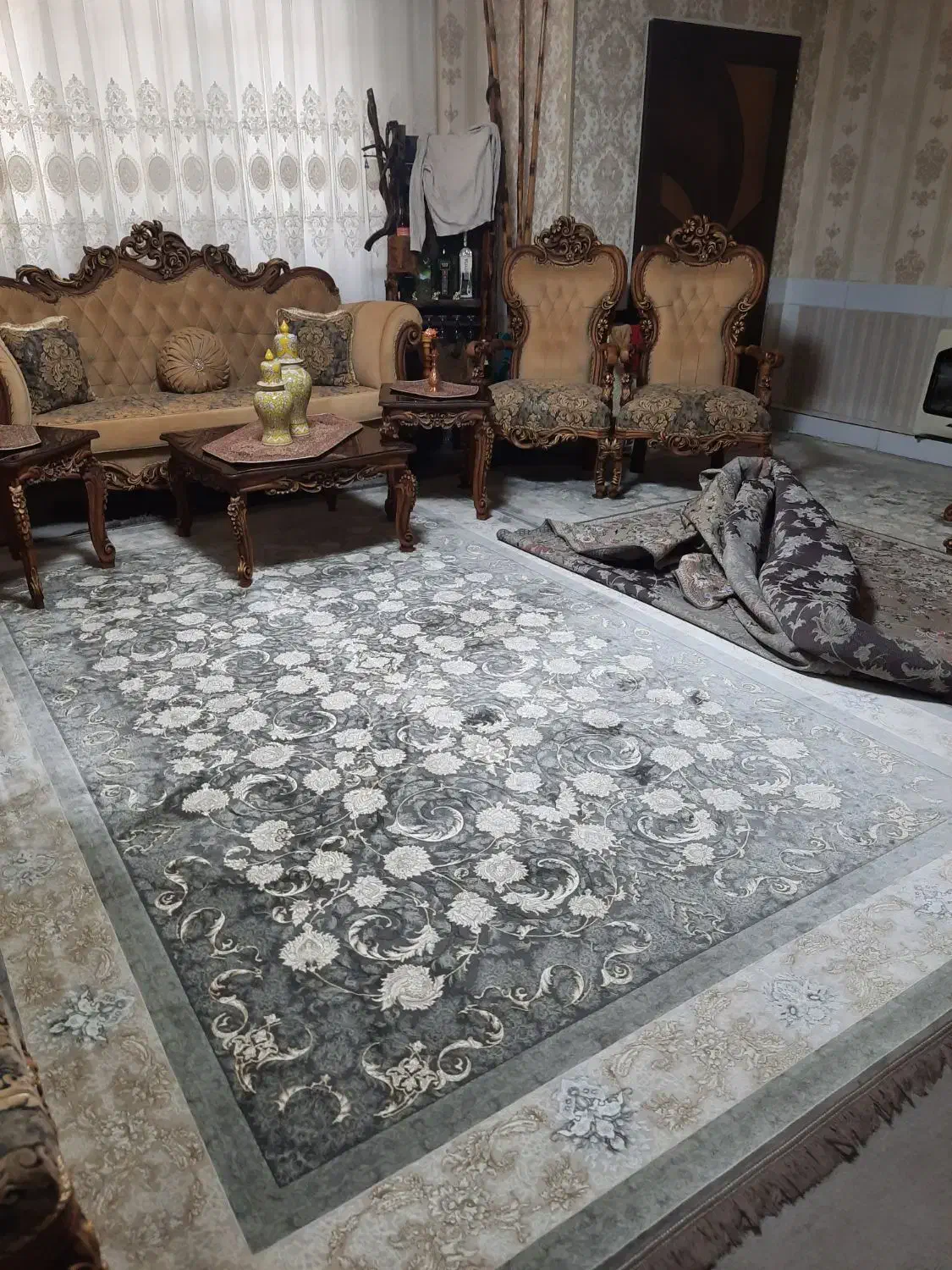 یک جفت فرش ۹متری درحدنو|فرش|شاهین‌شهر, نسیم ۵|دیوار