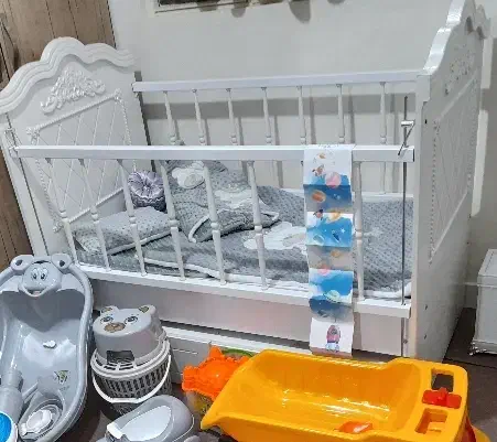 تخت نو برای کودک تا نوجوان|تخت و صندلی بچه|قرچک, باقرآباد|دیوار