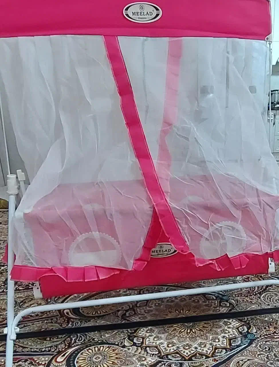 گهواره ننو و تخت کنار مادر همراه با پشه بند|اسباب و اثاث بچه|پرند, فاز ۴|دیوار