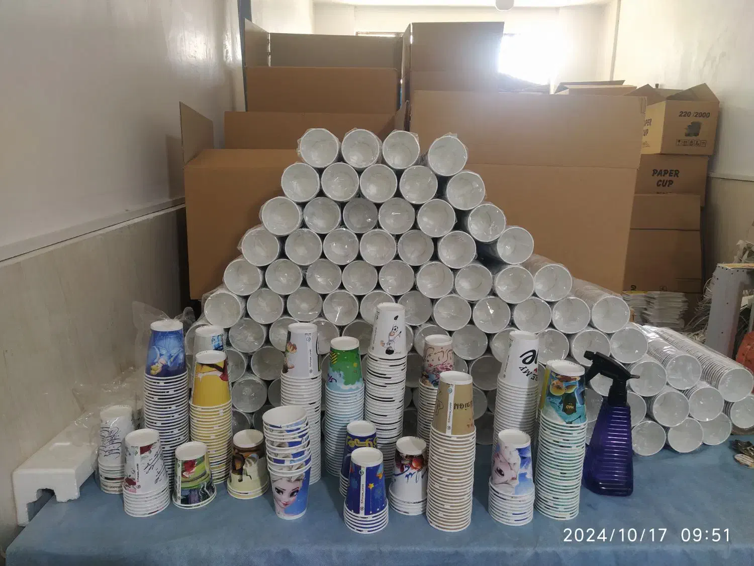 سفره یکبارمصرف- لیوان کاغذی|ظروف نگهدارنده، پلاستیکی، یک‌بارمصرف|شازند, |دیوار