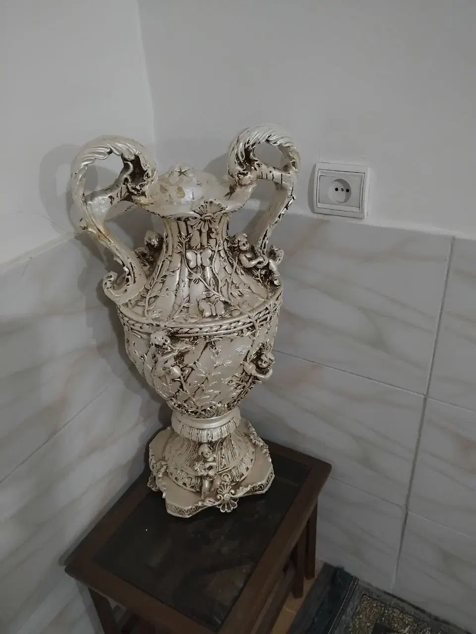 گلدان پلی استر|مجسمه، تندیس، ماکت|هشتگرد, هشتگرد قدیم|دیوار