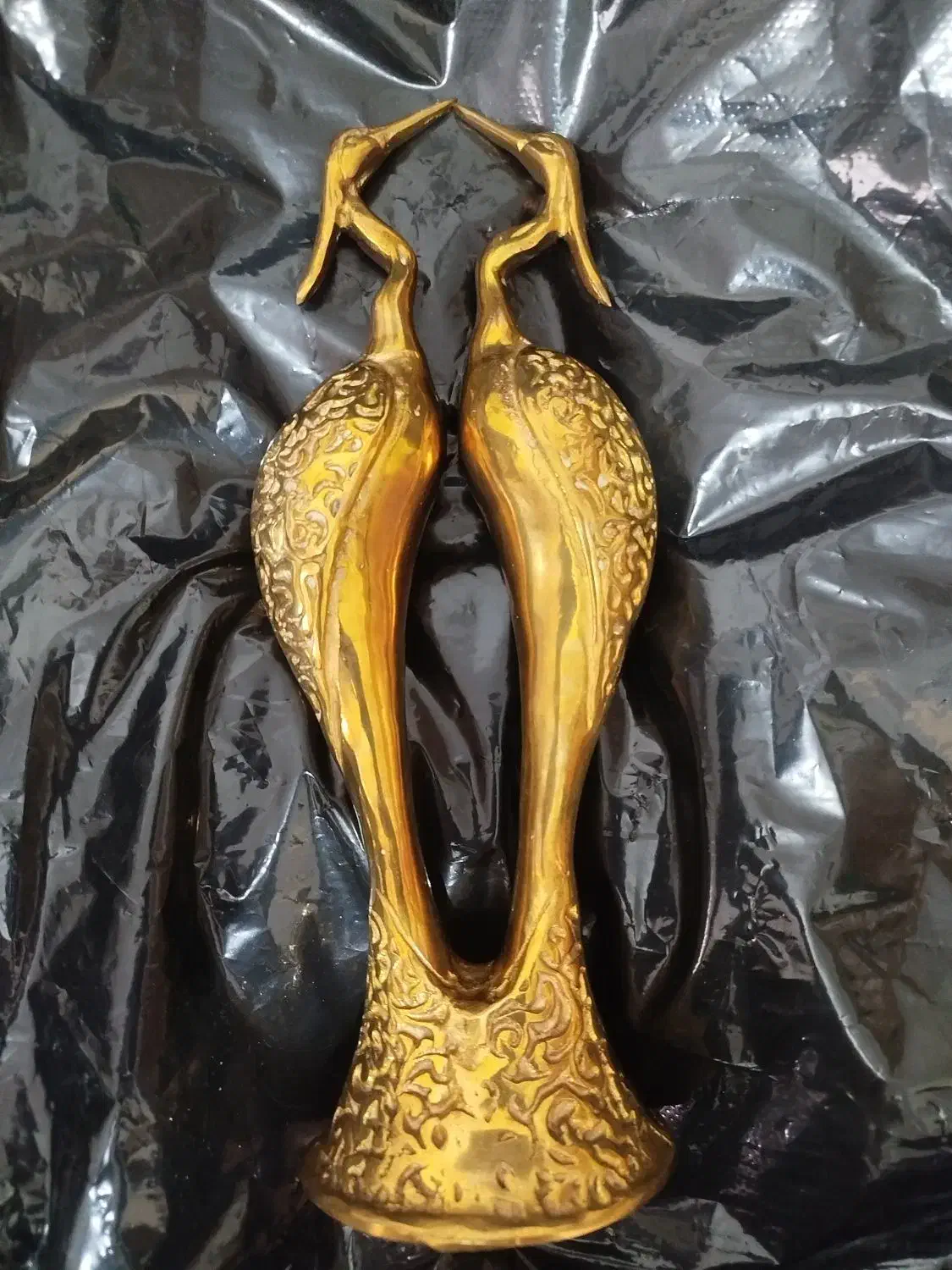 درنا برنز|مجسمه، تندیس، ماکت|رباط‌کریم, رباط‌کریم|دیوار