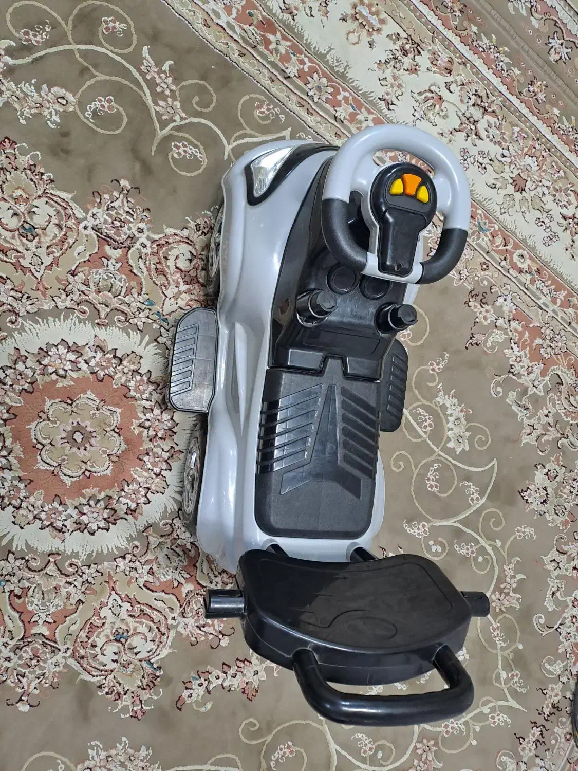 ماشین کودک|اسباببازی|کهریزک, |دیوار