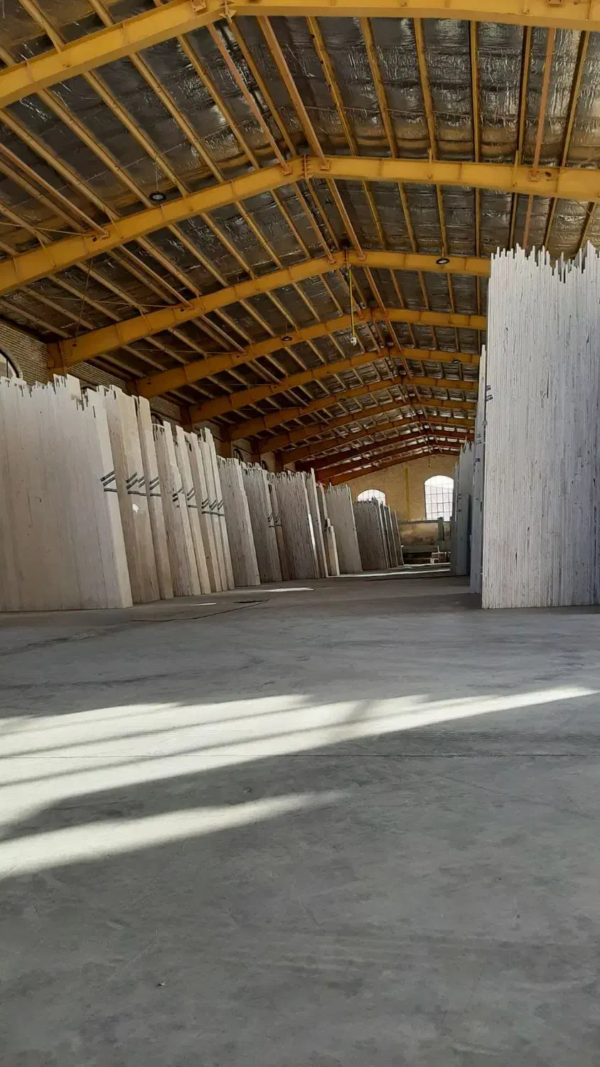 سنگ تراورتن ( عباس آباد ، شکلاتی ، کرم عسلی )|خدمات پیشه و مهارت|تیران, |دیوار