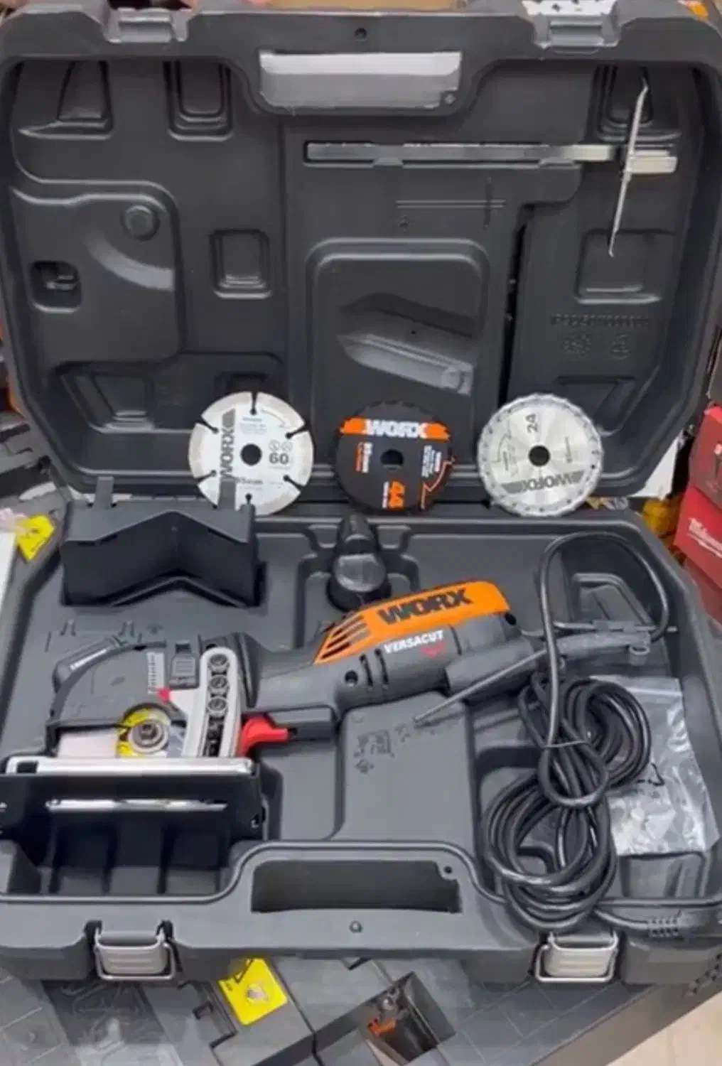 فروش ابزار الات کامل مغازه کابینت سازی MDF|ابزارآلات|مبارکه, |دیوار