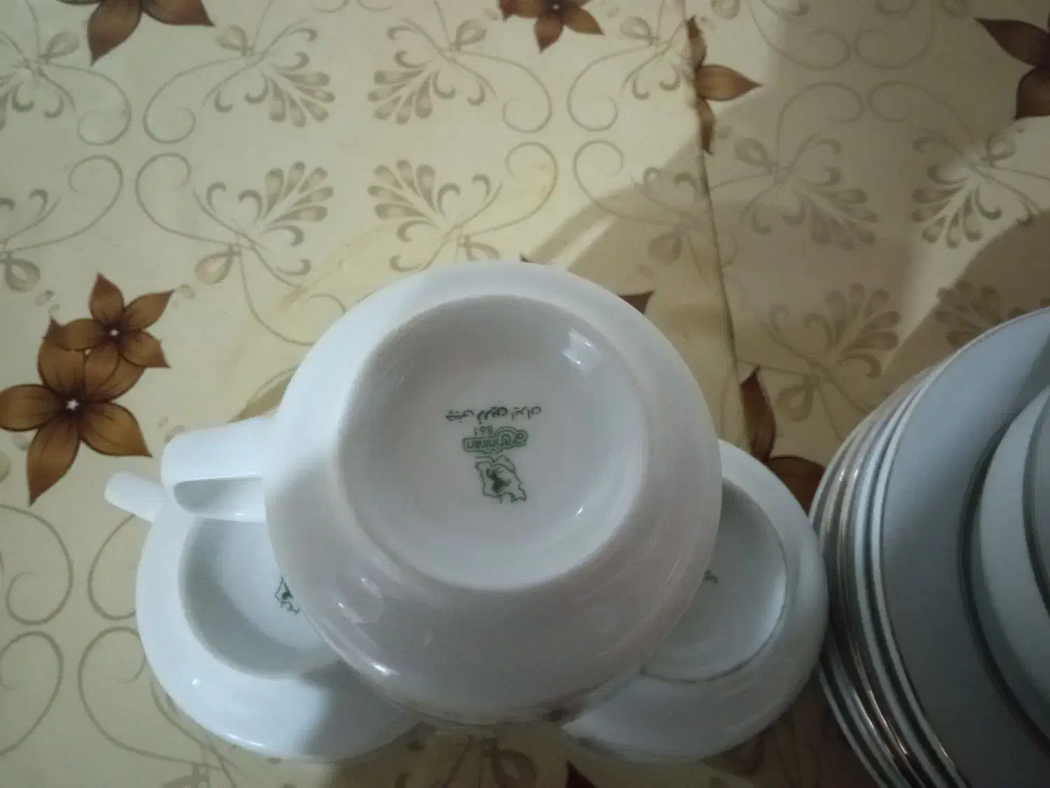 استکان و نعلبکی|ظروف سرو و پذیرایی|بابا حیدر, |دیوار