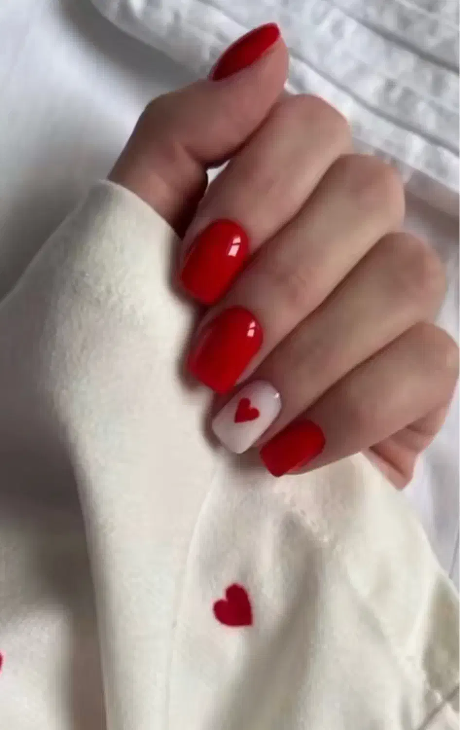 مدل کاشت ناخن|خدمات آرایشگری و زیبایی|سنندج, |دیوار