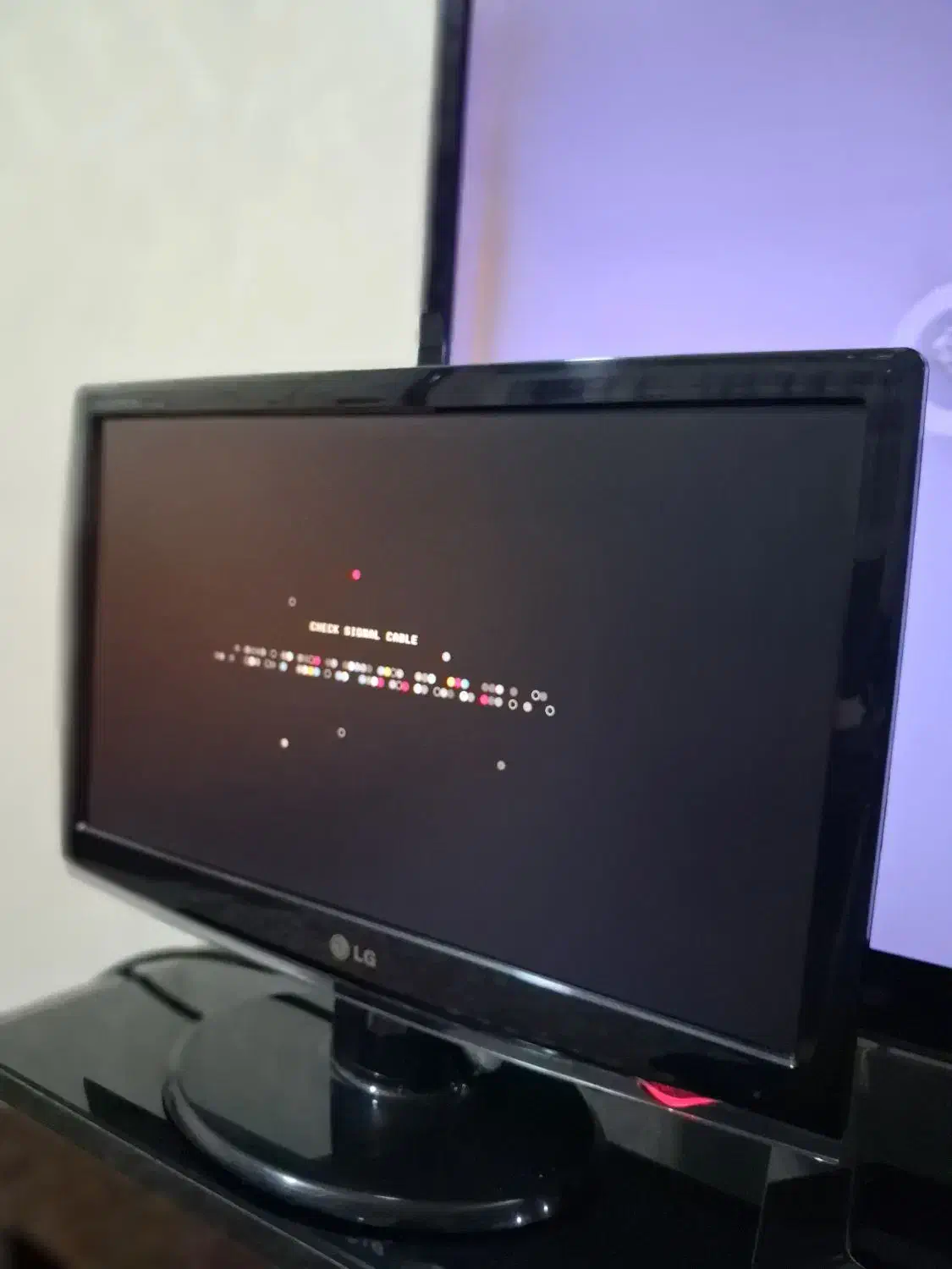 مانیتور ال جی|قطعات و لوازم جانبی رایانه|رشت, باهنر|دیوار
