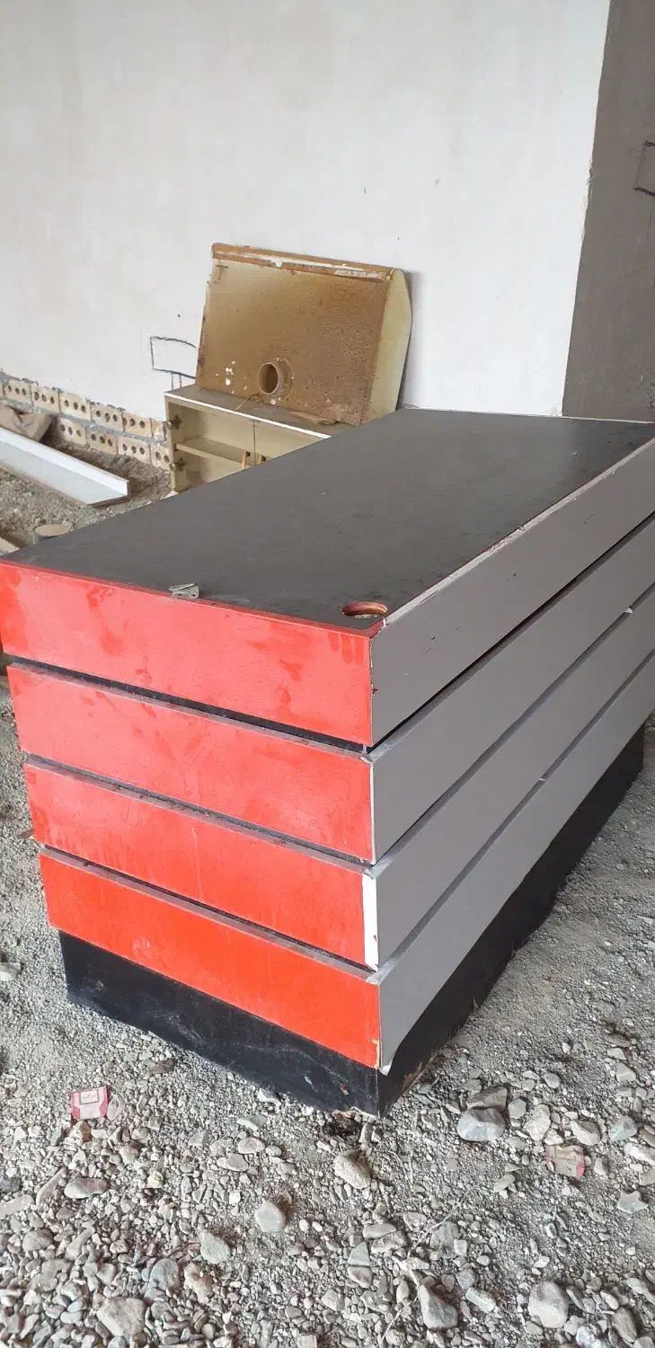 میز|دفتر کار|تربتحیدریه, بالا ولایت|دیوار