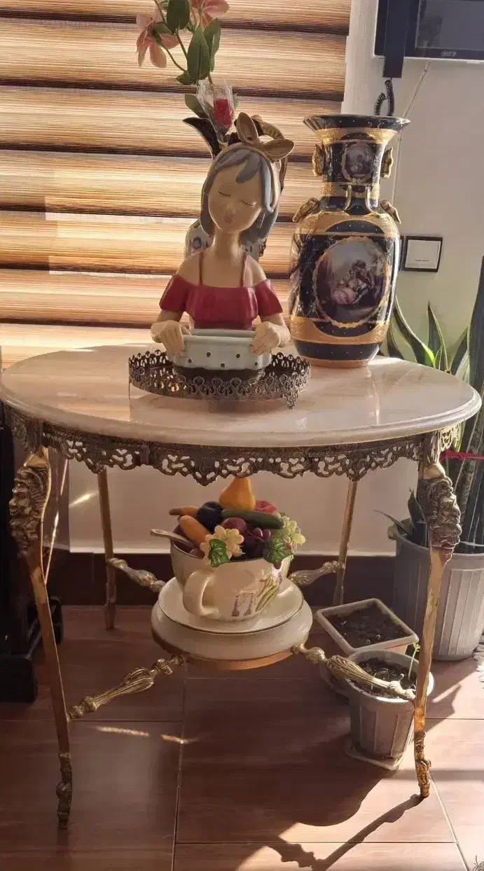 میز برنز|میز و صندلی غذاخوری|خوی, |دیوار