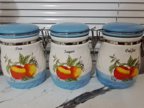 پا سماوری|آب‌چکان و نظم‌دهنده ظروف|گرگان, |دیوار