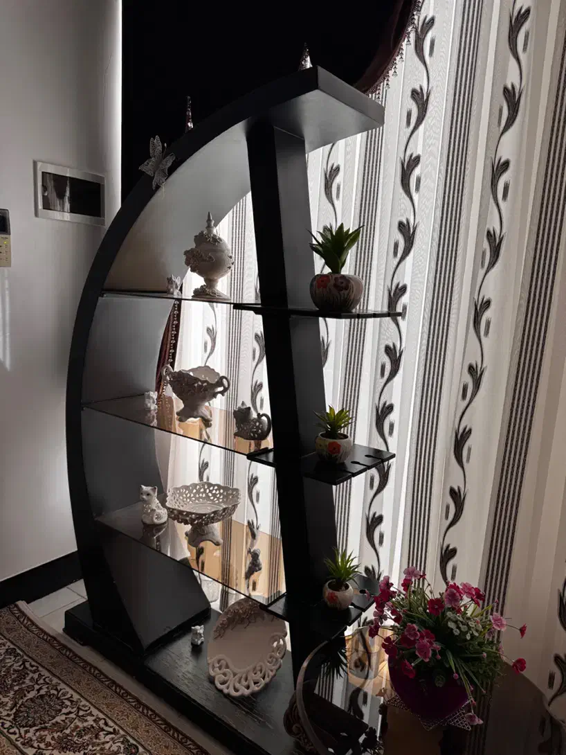 ویترین ۴ طبقه ای چوبی|بوفه، ویترین، کنسول|بیرجند, |دیوار