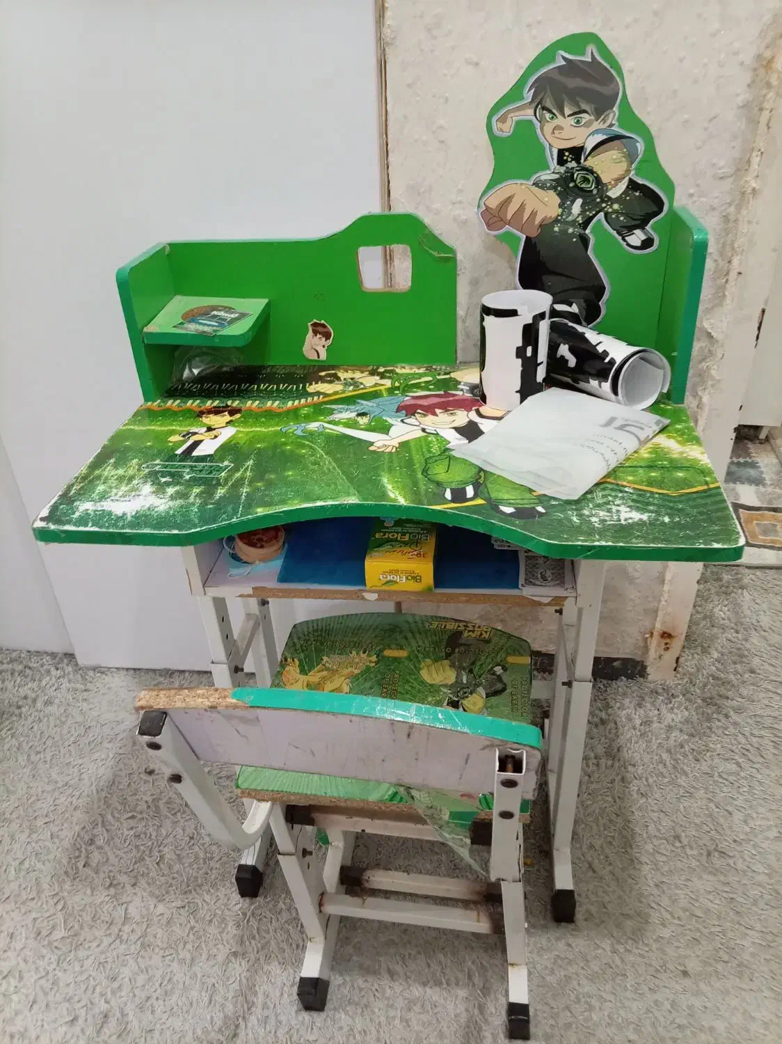 میز تحریر بچگانه با صندلی|اسباب و اثاث بچه|برازجان, |دیوار