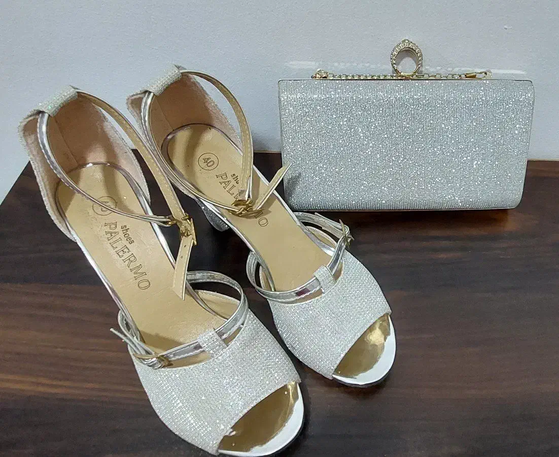 کیف و کفش مجلسی یونیک|کیف، کفش، کمربند|هشتگرد, شهرک ولیعصر (مصلی)|دیوار