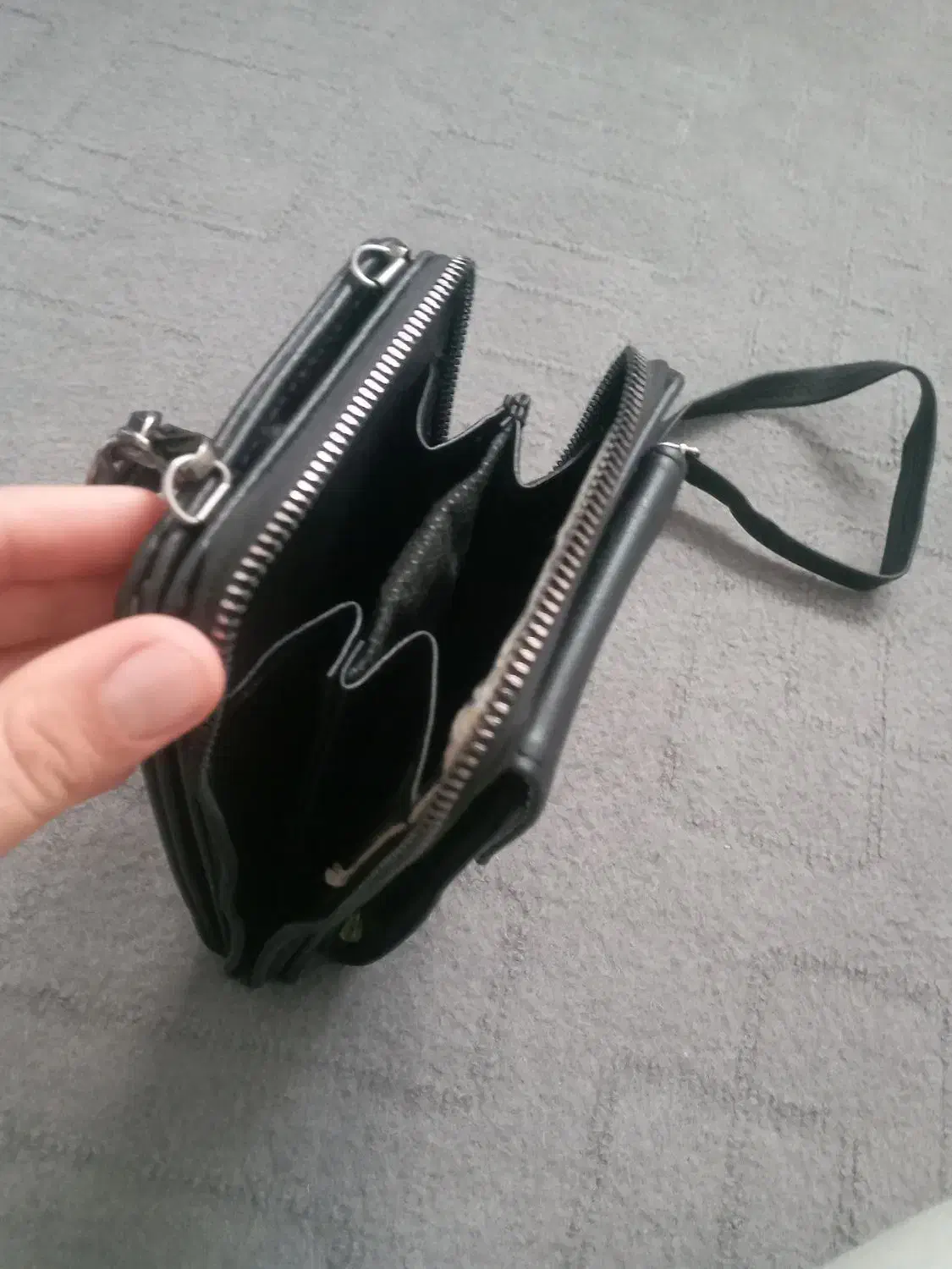 کیف|کیف، کفش، کمربند|شیروان (خراسان), |دیوار